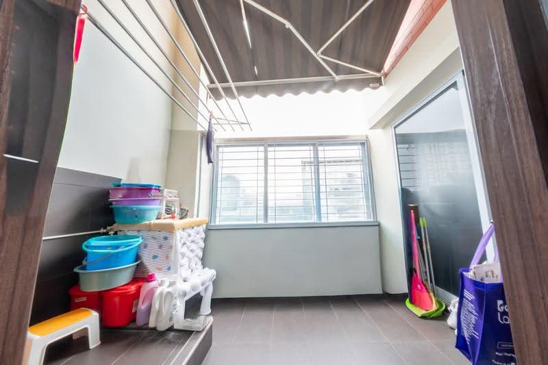 257 Bishan Street 22, 257 Bishan Street 22, Ang Mo Kio / Bishan / Thomson, 4 Bedrooms, 1,582 sqft, HDB Flat For Sale, by Kai Mun, 500293060 - Balcony - PropertyGuru.com.sg