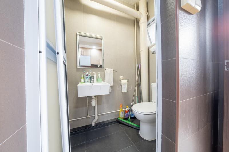 257 Bishan Street 22, 257 Bishan Street 22, Ang Mo Kio / Bishan / Thomson, 4 Bedrooms, 1,582 sqft, HDB Flat For Sale, by Kai Mun, 500293060 - Bathroom - PropertyGuru.com.sg