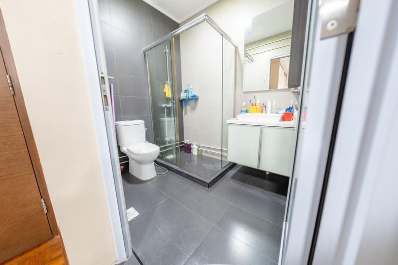 257 Bishan Street 22, 257 Bishan Street 22, Ang Mo Kio / Bishan / Thomson, 4 Bedrooms, 1,582 sqft, HDB Flat For Sale, by Kai Mun, 500293060 - Bathroom - PropertyGuru.com.sg