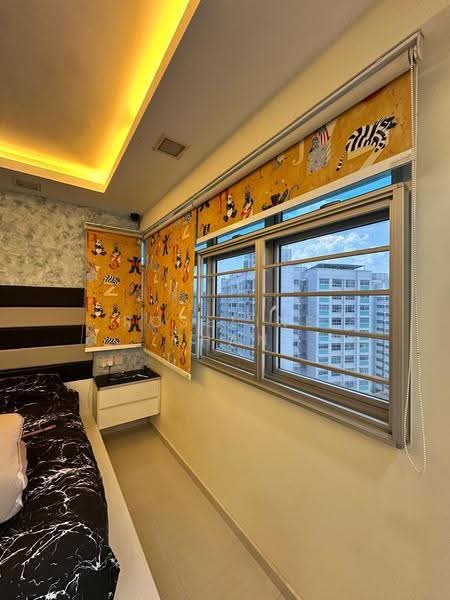 207C Punggol Place, 207C Punggol Place, Hougang / Punggol / Sengkang, 3 Bedrooms, 990 sqft, HDB Flat For Sale, by Roseline Chan, 500293068 - Master Bedroom view - PropertyGuru.com.sg