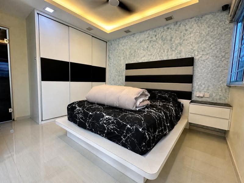 207C Punggol Place, 207C Punggol Place, Hougang / Punggol / Sengkang, 3 Bedrooms, 990 sqft, HDB Flat For Sale, by Roseline Chan, 500293068 - Master Bedroom - PropertyGuru.com.sg