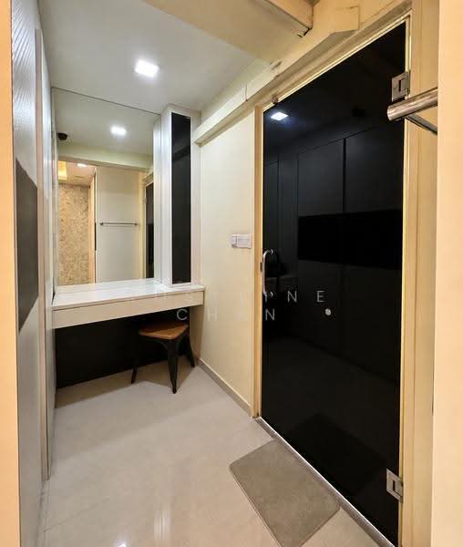 207C Punggol Place, 207C Punggol Place, Hougang / Punggol / Sengkang, 3 Bedrooms, 990 sqft, HDB Flat For Sale, by Roseline Chan, 500293068 - Dressing Area - PropertyGuru.com.sg