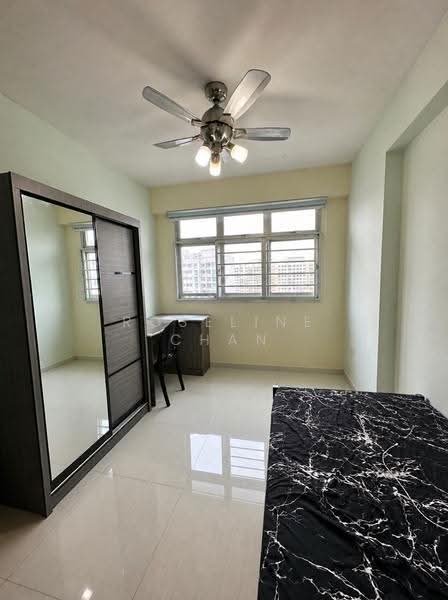 207C Punggol Place, 207C Punggol Place, Hougang / Punggol / Sengkang, 3 Bedrooms, 990 sqft, HDB Flat For Sale, by Roseline Chan, 500293068 - Another Common Bedroom - PropertyGuru.com.sg
