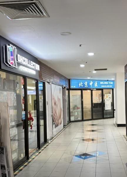 Parklane Shopping Mall, 35 Selegie Road, Beach Road / Bugis / Rochor, 441 sqft, Other Retail For Rent, by Aileen Yeo, 500293072 - Corridor - CommercialGuru.com.sg