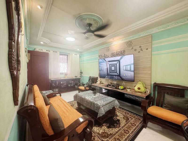 528 Jurong West Street 52, 528 Jurong West Street 52, Boon Lay / Jurong / Tuas, 2 Bedrooms, 721 sqft, HDB Flat For Sale, by Risdian Isbintara, 500293080 - Living Room - PropertyGuru.com.sg