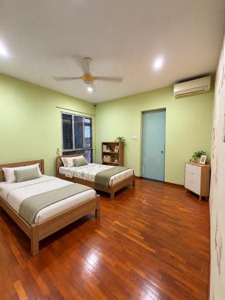 Serangoon Garden Estate, Blandford Drive, Hougang / Punggol / Sengkang, 7 Bedrooms, 3,600 sqft, Corner Terrace For Sale, by Merywaty (Mery), 500293086 - Bedroom - PropertyGuru.com.sg