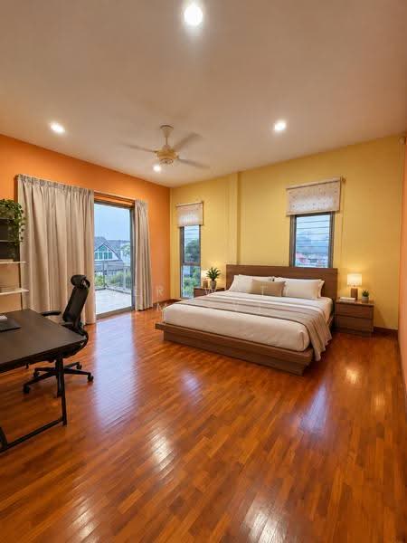 Serangoon Garden Estate, Blandford Drive, Hougang / Punggol / Sengkang, 7 Bedrooms, 3,600 sqft, Corner Terrace For Sale, by Merywaty (Mery), 500293086 - Bedroom - PropertyGuru.com.sg