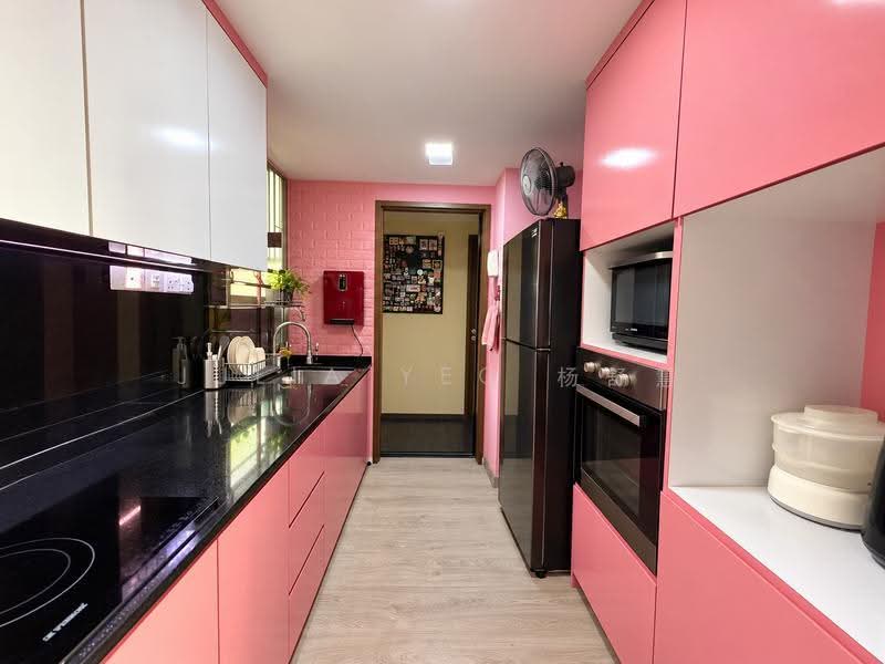 Bellewoods, 100 Woodlands Avenue 5, Admiralty / Woodlands, 3 Bedrooms, 1,346 sqft, Condominium For Sale, by Julia Yeo 杨舒慧, 500293100 - Kitchen - PropertyGuru.com.sg