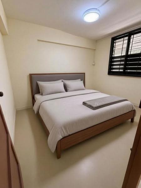 8 Holland Avenue, 8 Holland Avenue, Tanglin / Holland / Bukit Timah, 2 Bedrooms, 635 sqft, HDB Flat For Sale, by Jess Tan, 500293110 - Bedroom - PropertyGuru.com.sg