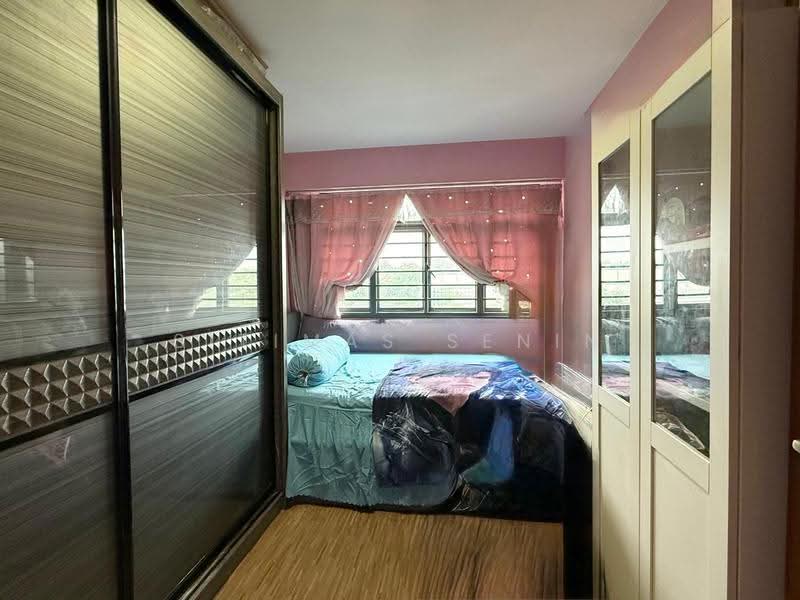 697C Jurong West Central 3, 697C Jurong West Central 3, Boon Lay / Jurong / Tuas, 3 Bedrooms, 1,215 sqft, HDB Flat For Sale, by Sitimas Senin, 500293149 - Bedroom - PropertyGuru.com.sg