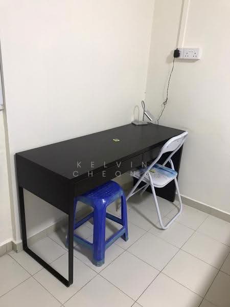 881 Tampines Street 84, 881 Tampines Street 84, Pasir Ris / Tampines, Room Rental, 130 sqft, HDB Flat For Rent, by Kelvin Cheong, 500293163 - Study - PropertyGuru.com.sg