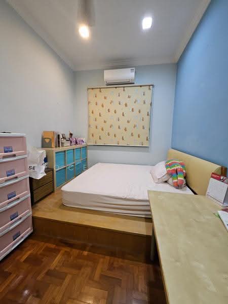 Semi-Detached at Telok Kurau ! North-South Facing, Still Road/ East Coasr Rd / Marine Parade, East Coast / Marine Parade, 5 Bedrooms, 3,900 sqft, Semi-Detached House For Sale, by Jocelyn Tan, 500293173 - Bedroom - PropertyGuru.com.sg