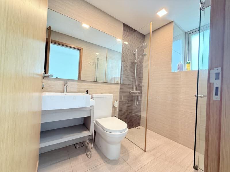 NEWest, 3 West Coast Drive, Buona Vista / West Coast / Clementi New Town, Room Rental, 200 sqft, Apartment For Rent, by Chai Hui Ling, 500293185 - Bathroom - PropertyGuru.com.sg