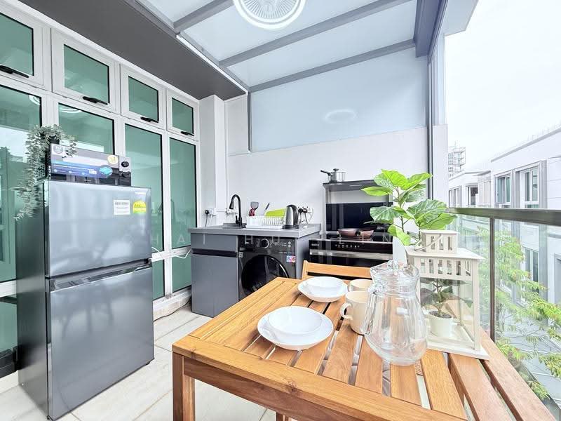 NEWest, 3 West Coast Drive, Buona Vista / West Coast / Clementi New Town, Room Rental, 200 sqft, Apartment For Rent, by Chai Hui Ling, 500293185 - Kitchen - PropertyGuru.com.sg