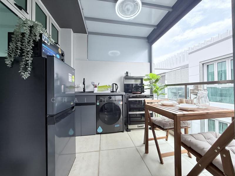 NEWest, 3 West Coast Drive, Buona Vista / West Coast / Clementi New Town, Room Rental, 200 sqft, Apartment For Rent, by Chai Hui Ling, 500293185 - Kitchen - PropertyGuru.com.sg