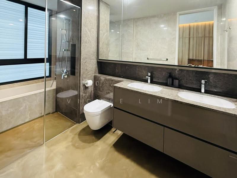 Nim Collection, 39 Nim Terrace, Seletar / Yio Chu Kang, 5 Bedrooms, 4,672 sqft, Terraced House For Sale, by Vicole Lim, 500293187 - Bathroom - PropertyGuru.com.sg