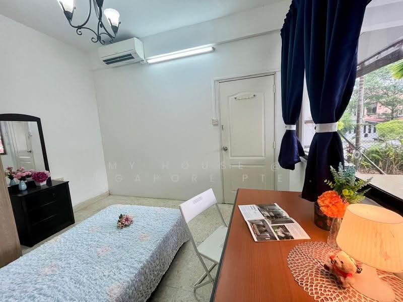IdealHome Serangoon MRT Terrace house common room for rent. No owner/ no agent fee., Leith park, Hougang / Punggol / Sengkang, Room Rental, 140 sqft, Terraced House For Rent, by Desmond, 500293202 - Bedroom - PropertyGuru.com.sg