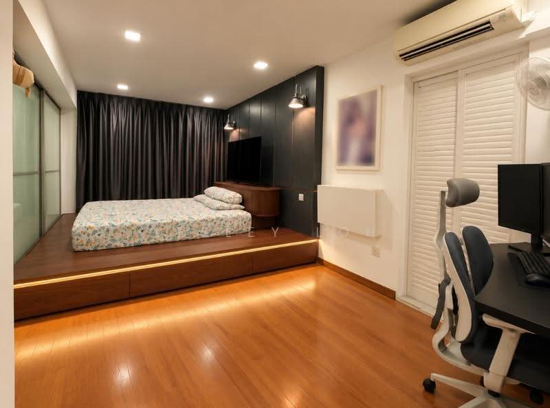 73A Redhill Road, 73A Redhill Road, Alexandra / Commonwealth, 3 Bedrooms, 1,238 sqft, HDB Flat For Rent, by Lesley Loh, 500293225 - Master Bedroom - PropertyGuru.com.sg
