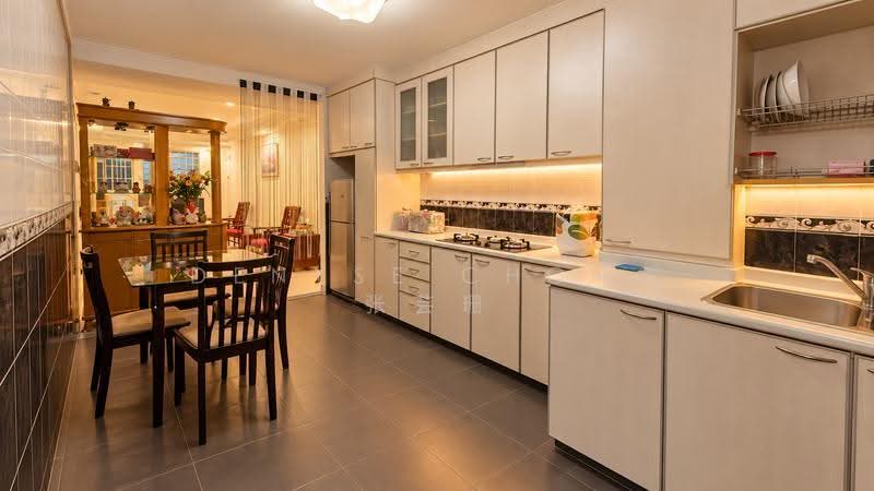 149 Woodlands Street 13, 149 Woodlands Street 13, Admiralty / Woodlands, 2 Bedrooms, 732 sqft, HDB Flat For Sale, by Denyse Chong 张芸珊, 500293230 - Kitchen - PropertyGuru.com.sg