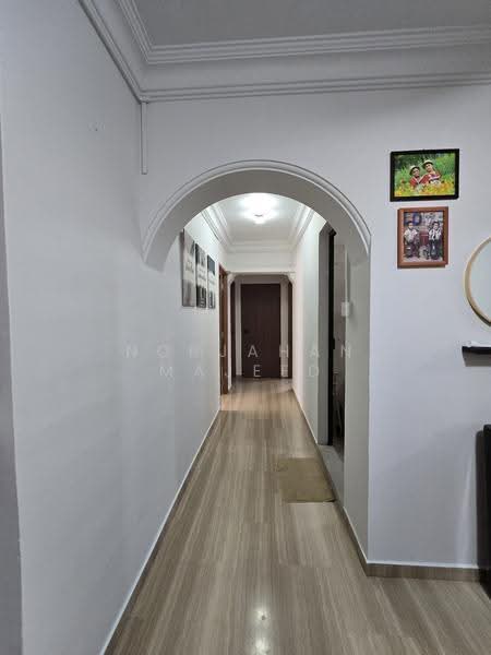 358 Woodlands Avenue 5, 358 Woodlands Avenue 5, Admiralty / Woodlands, 4 Bedrooms, 1,560 sqft, HDB Flat For Sale, by Norjahan Majeed, 500293232 - Corridor - PropertyGuru.com.sg