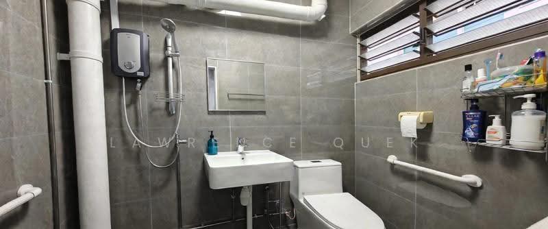 250 Choa Chu Kang Avenue 2, 250 Choa Chu Kang Avenue 2, Dairy Farm / Bukit Panjang / Choa Chu Kang, Room Rental, 200 sqft, HDB Flat For Rent, by Lawrence Quek, 500293249 - Bathroom - PropertyGuru.com.sg