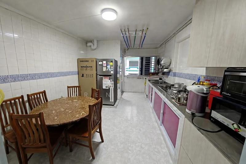 250 Choa Chu Kang Avenue 2, 250 Choa Chu Kang Avenue 2, Dairy Farm / Bukit Panjang / Choa Chu Kang, Room Rental, 200 sqft, HDB Flat For Rent, by Lawrence Quek, 500293249 - Kitchen - PropertyGuru.com.sg