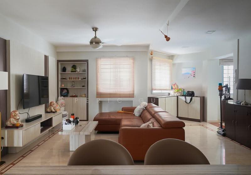126 Bukit Merah View, 126 Bukit Merah View, Alexandra / Commonwealth, 4 Bedrooms, 1,507 sqft, HDB Flat For Sale, by Peric Guo, 500293267 - Living Room - PropertyGuru.com.sg