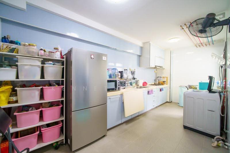 19 Jalan Membina, 19 Jalan Membina, Alexandra / Commonwealth, 3 Bedrooms, 968 sqft, HDB Flat For Sale, by Kenneth Chua, 500293297 - Kitchen - PropertyGuru.com.sg