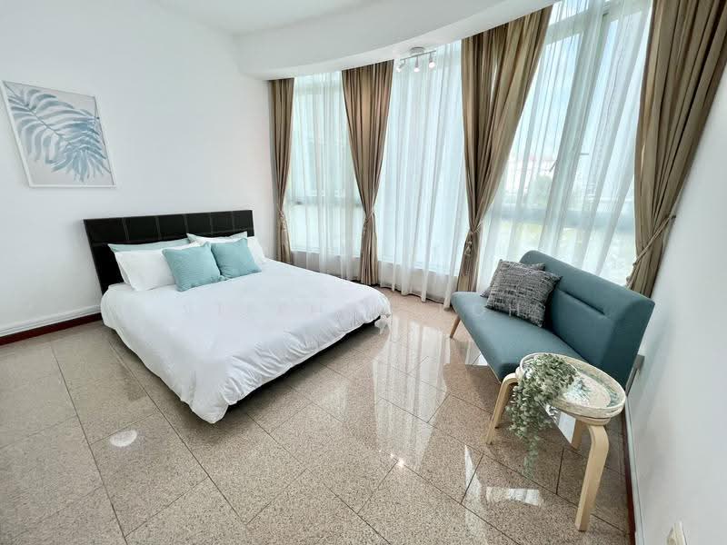 Queens, 10 Stirling Road, Alexandra / Commonwealth, Room Rental, 130 sqft, Condominium For Rent, by Stephen Koh, 500293302 - Bedroom - PropertyGuru.com.sg