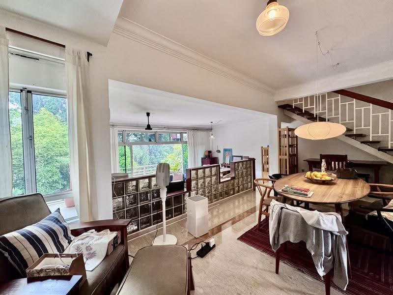 Kismis Court, 1 Toh Yi Road, Clementi Park / Upper Bukit Timah, 3 Bedrooms, 1,950 sqft, Condominium For Sale, by Joyce Lau, 500293303 - Overview Living, dining area - PropertyGuru.com.sg