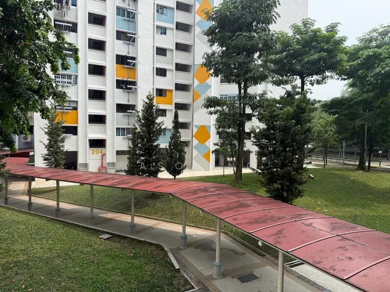 205 Bukit Batok Street 21, 205 Bukit Batok Street 21, Dairy Farm / Bukit Panjang / Choa Chu Kang, 2 Bedrooms, 786 sqft, HDB Flat For Sale, by Jason Ng, 500293306 - PropertyGuru.com.sg