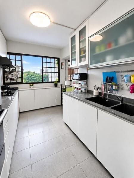 4 Queen's Road, 4 Queen's Road, Tanglin / Holland / Bukit Timah, 1 Bedroom, 785 sqft, HDB Flat For Sale, by Anthony Low, 500293332 - PropertyGuru.com.sg