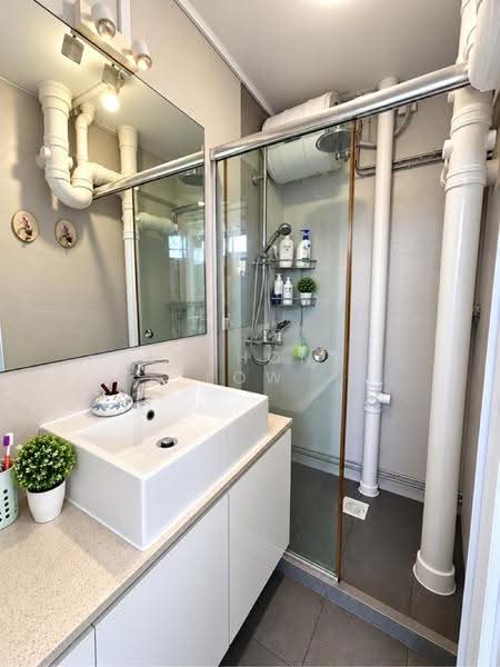4 Queen's Road, 4 Queen's Road, Tanglin / Holland / Bukit Timah, 1 Bedroom, 785 sqft, HDB Flat For Sale, by Anthony Low, 500293332 - PropertyGuru.com.sg