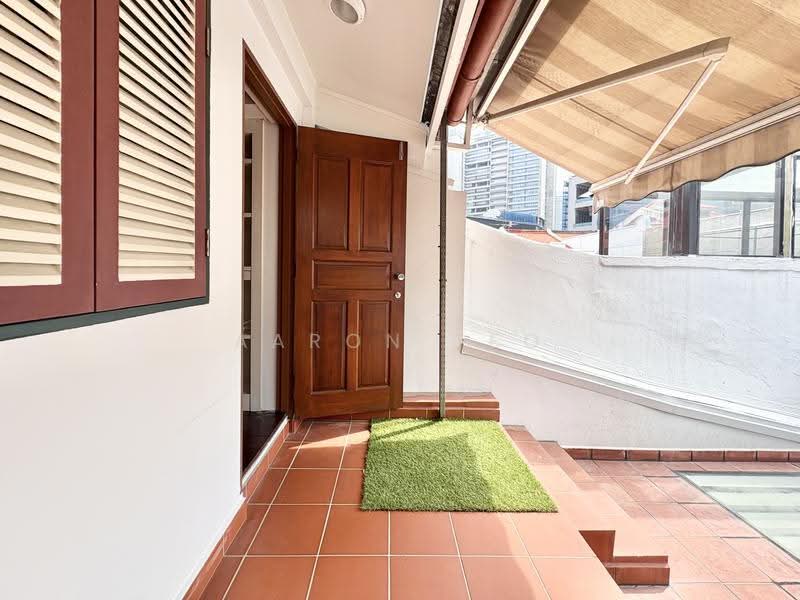 Rare Conservation House For Sale, Spottiswoode Park Road, Chinatown / Tanjong Pagar, 2 Bedrooms, 2,153 sqft, Conservation House For Sale, by Aaron Teo, 500293383 - Entrance - PropertyGuru.com.sg
