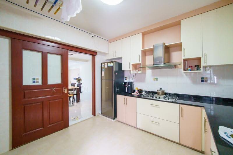 622 Bukit Batok Central, 622 Bukit Batok Central, Dairy Farm / Bukit Panjang / Choa Chu Kang, 3 Bedrooms, 1,184 sqft, HDB Flat For Sale, by Kenneth Chua, 500293388 - Kitchen - PropertyGuru.com.sg