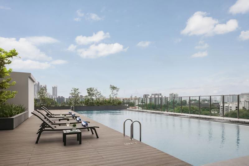Quincy House Singapore, 5 Holland Village Way, Tanglin / Holland / Bukit Timah, 2 Bedrooms, 721 sqft, Apartment For Rent, by Alvin Chee, 500293391 - Rooftop Pool - PropertyGuru.com.sg
