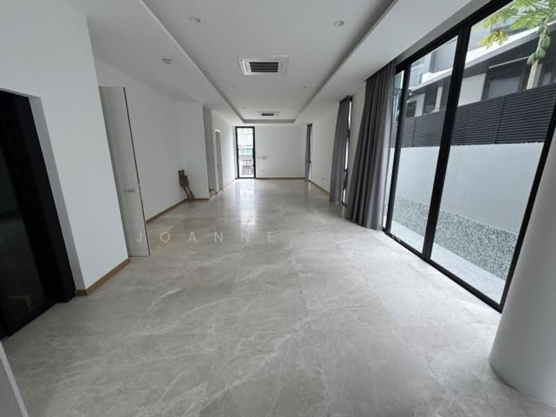 Brand New 2.5 Storey Detached @ Sian Tuan Ave / Hua Guan Ave, Clementi Park / Upper Bukit Timah, 7 Bedrooms, 10,244 sqft, Detached House For Sale, by Joanne Chan, 500293393 - PropertyGuru.com.sg