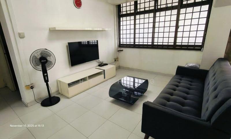 924 Hougang Avenue 9, 924 Hougang Avenue 9, Hougang / Punggol / Sengkang, 3 Bedrooms, 1,010 sqft, HDB Flat For Rent, by Zhi Sheng, 500293439 - Living Room - PropertyGuru.com.sg