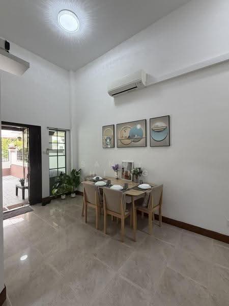 Westville, Westwood Avenue, Boon Lay / Jurong / Tuas, Room Rental, 100 sqft, Terraced House For Rent, by Sandy Chieng, 500293499 - Dining Room - PropertyGuru.com.sg