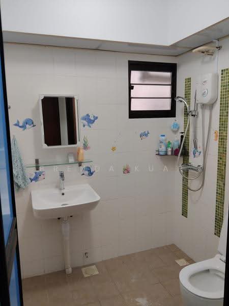 181B Boon Lay Drive, 181B Boon Lay Drive, Boon Lay / Jurong / Tuas, Room Rental, 100 sqft, HDB Flat For Rent, by Brenda Kuah, 500293503 - Bathroom - PropertyGuru.com.sg