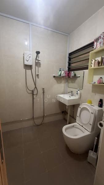 163 Yung Ping Road, 163 Yung Ping Road, Boon Lay / Jurong / Tuas, 3 Bedrooms, 1,550 sqft, HDB Flat For Sale, by Simon Tong, 500293507 - Bathroom - PropertyGuru.com.sg