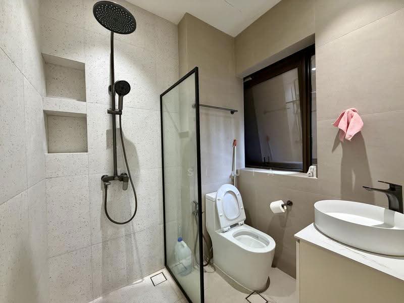 The Commerze @ Irving, 1 Irving Place, Macpherson / Potong Pasir, 1,012 sqft, Light Industrial (B1) For Rent, by Tan Si Jia, 500293521 - Bathroom - CommercialGuru.com.sg