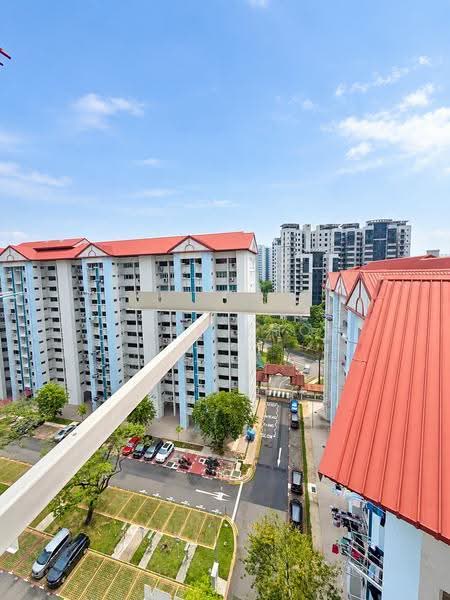 308 Jurong East Street 32, 308 Jurong East Street 32, Boon Lay / Jurong / Tuas, 3 Bedrooms, 1,141 sqft, HDB Flat For Sale, by Lizzy Zhou, 500293542 - Exterior - PropertyGuru.com.sg