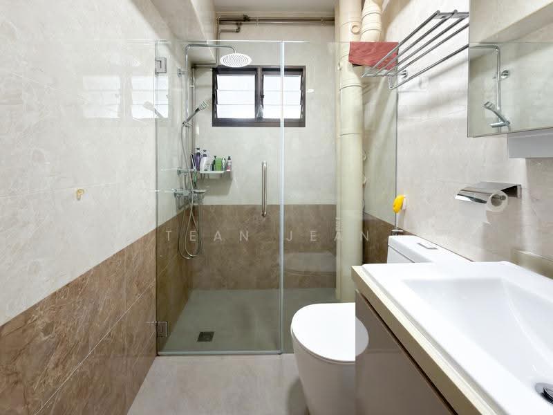 223B Compassvale Walk, 223B Compassvale Walk, Hougang / Punggol / Sengkang, 3 Bedrooms, 1,313 sqft, HDB Flat For Rent, by Tean Jean, 500293546 - Common Bathroom - PropertyGuru.com.sg