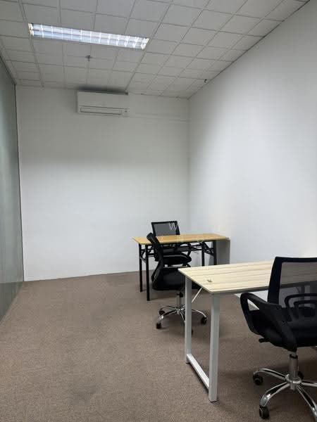 Ubi Techpark, 10 Ubi Crescent, Eunos / Geylang / Paya Lebar, 2,325 sqft, Light Industrial (B1) For Sale, by Wah Wah Hlaing, 500293553 - CommercialGuru.com.sg
