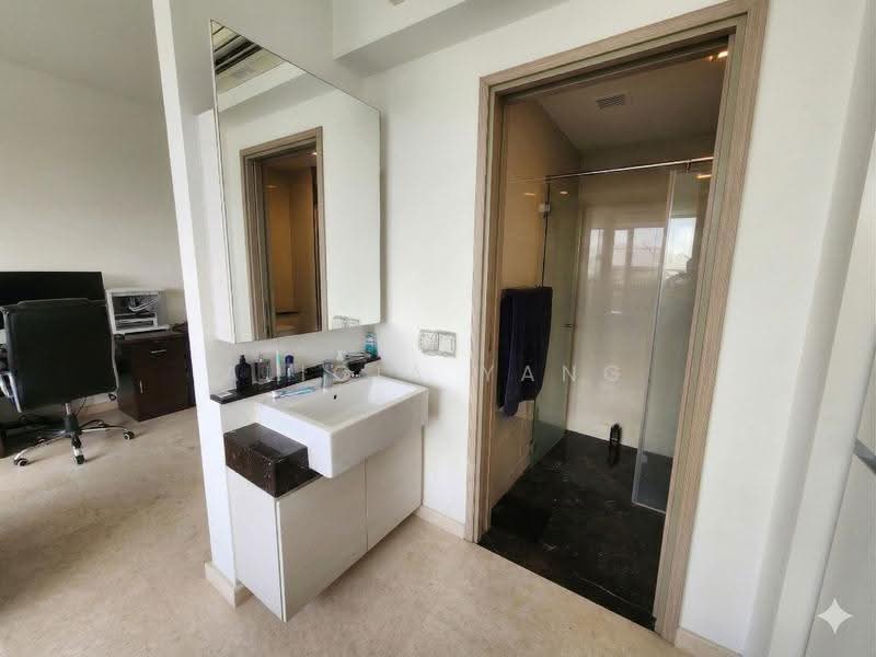 Flamingo Valley, 470 Siglap Road, East Coast / Marine Parade, 3 Bedrooms, 1,216 sqft, Condominium For Sale, by Alicia Yang, 500293564 - Bathroom - PropertyGuru.com.sg