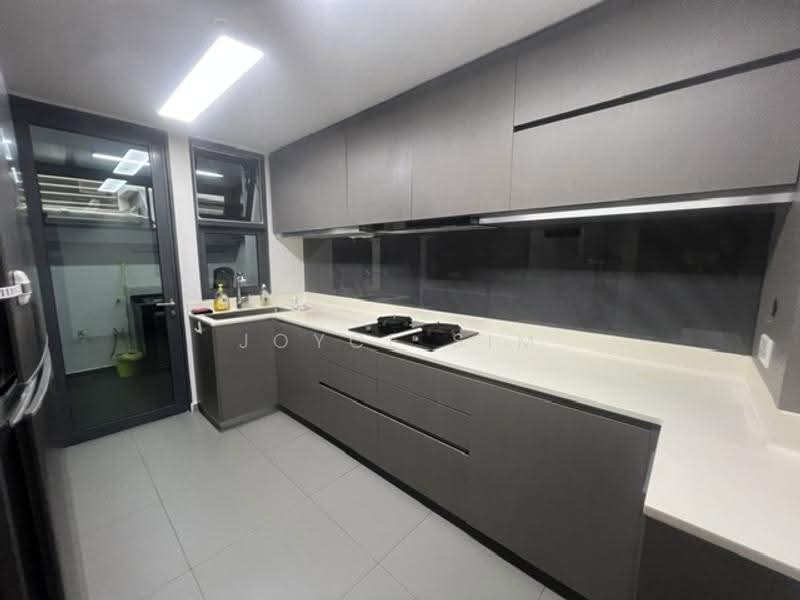 Serangoon Garden Estate Modern, Spacious for Rent, Serangoon Garden Terrace, Hougang / Punggol / Sengkang, 5 Bedrooms, 5,500 sqft, Terraced House For Rent, by Joyce Sim, 500293565 - Kitchen - PropertyGuru.com.sg