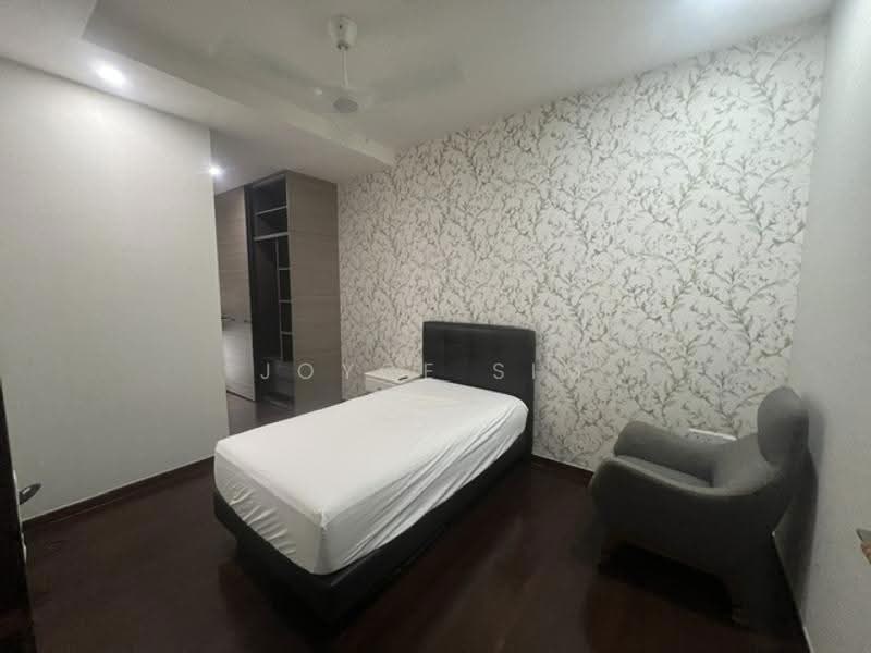 Serangoon Garden Estate Modern, Spacious for Rent, Serangoon Garden Terrace, Hougang / Punggol / Sengkang, 5 Bedrooms, 5,500 sqft, Terraced House For Rent, by Joyce Sim, 500293565 - Bedroom - PropertyGuru.com.sg