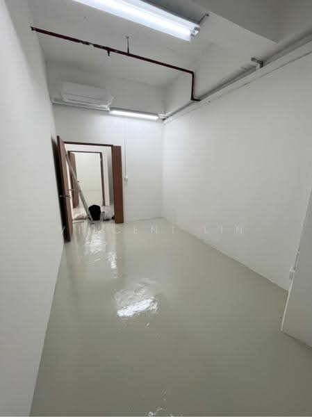 Gold Pine Industrial Building, 126 Joo Seng Road, Macpherson / Potong Pasir, 130 sqft, Warehouse For Rent, by Vincent Lin, 500293577 - CommercialGuru.com.sg