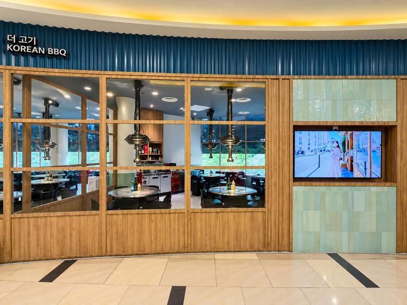 Alexandra Central, 321 Alexandra Road singapore, Alexandra / Commonwealth, 161 sqft, Mall Shop For Sale, by Eric Lee, 500293583 - Dining Room - CommercialGuru.com.sg